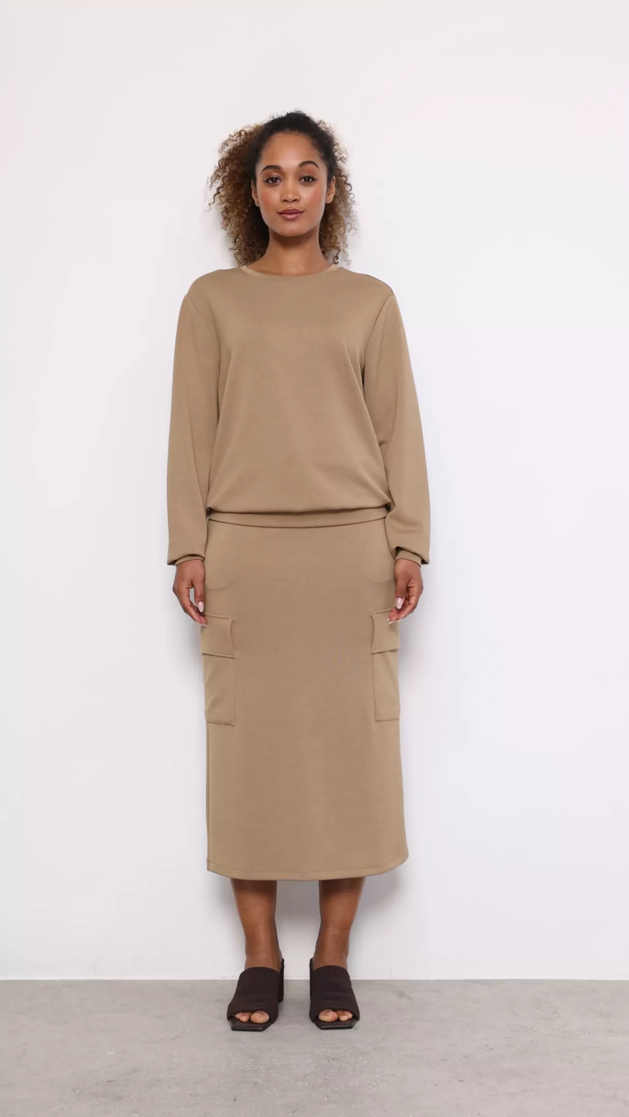 scbanu_185_sweatshirt_camel_5-2.webp Soyaconcept SC-BANU 185 Sweatshirt