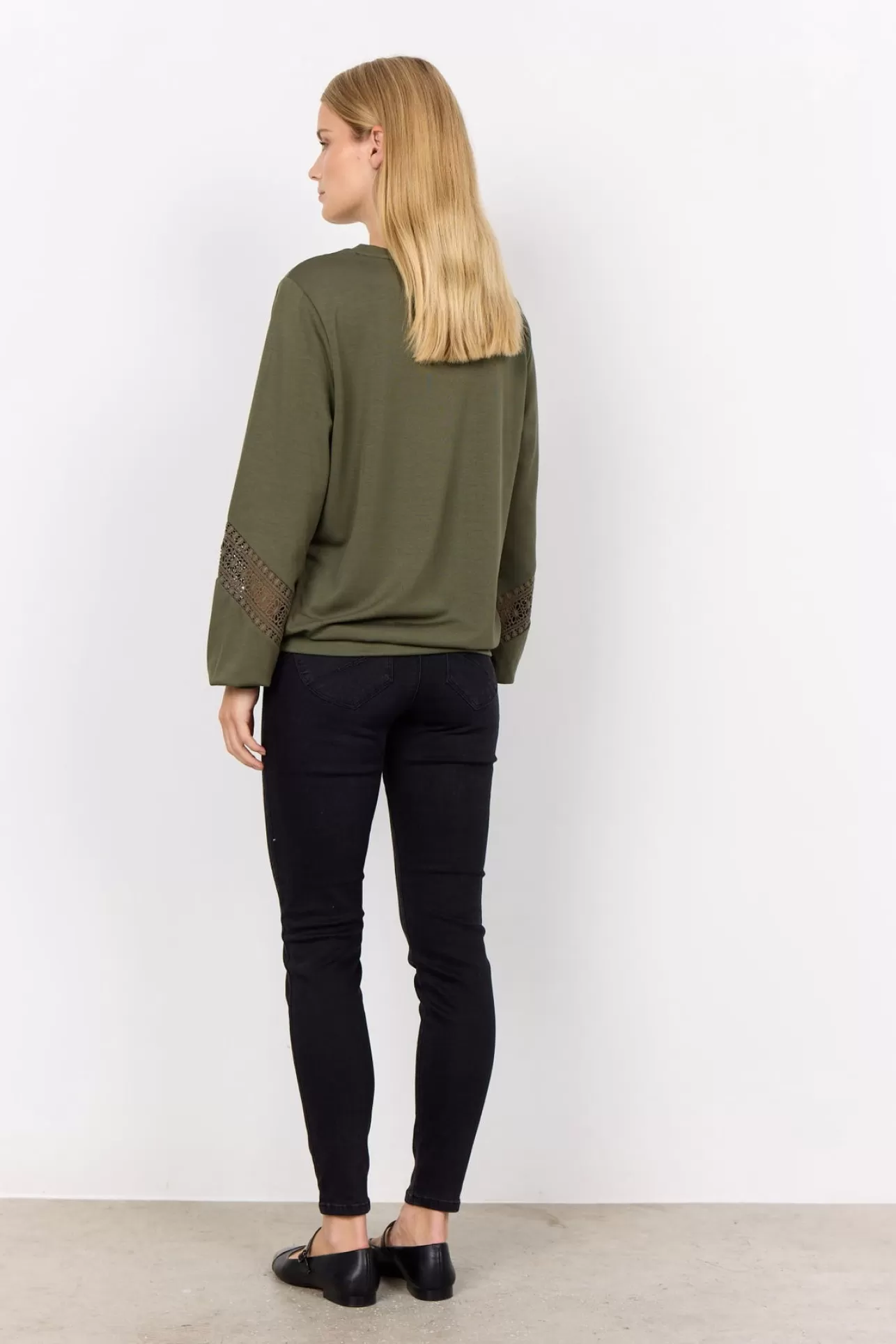 scbanu_193_blus_oliv_3-2.webp Soyaconcept SC-BANU 193 Blus