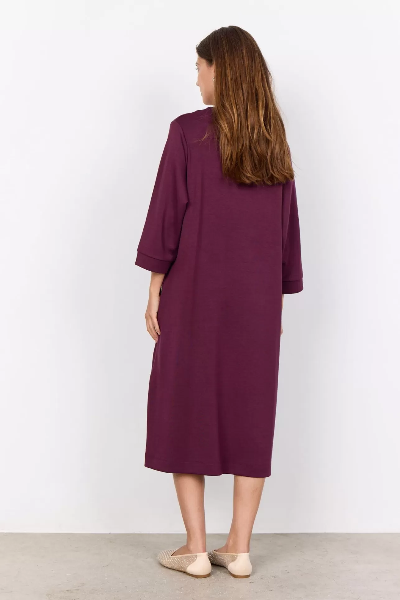 scbanu_197_klnning_bordeaux_3-1.webp Soyaconcept SC-BANU 197 Klänning