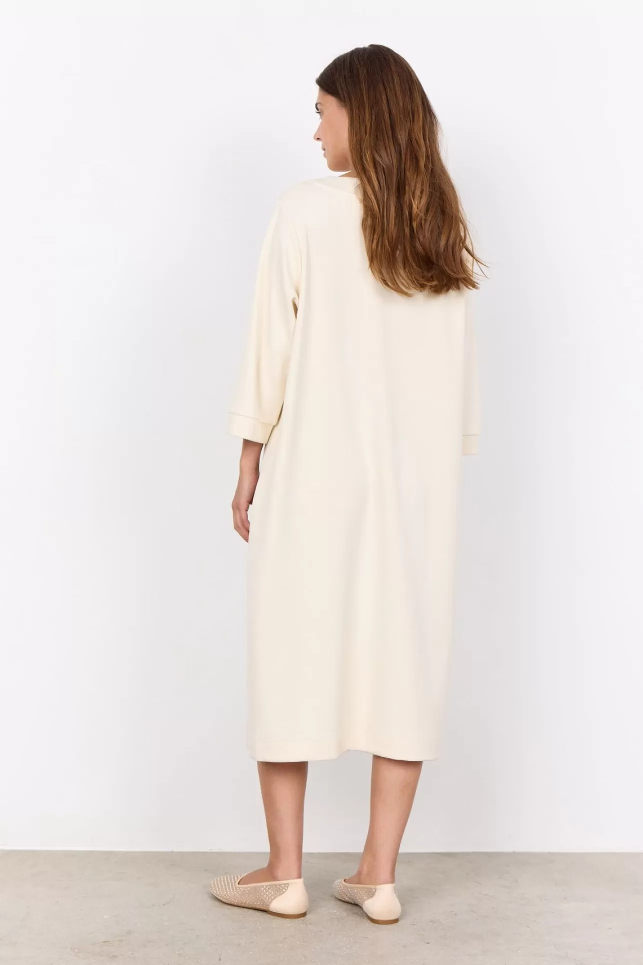 scbanu_197_klnning_cream_3-1.webp Soyaconcept SC-BANU 197 Klänning