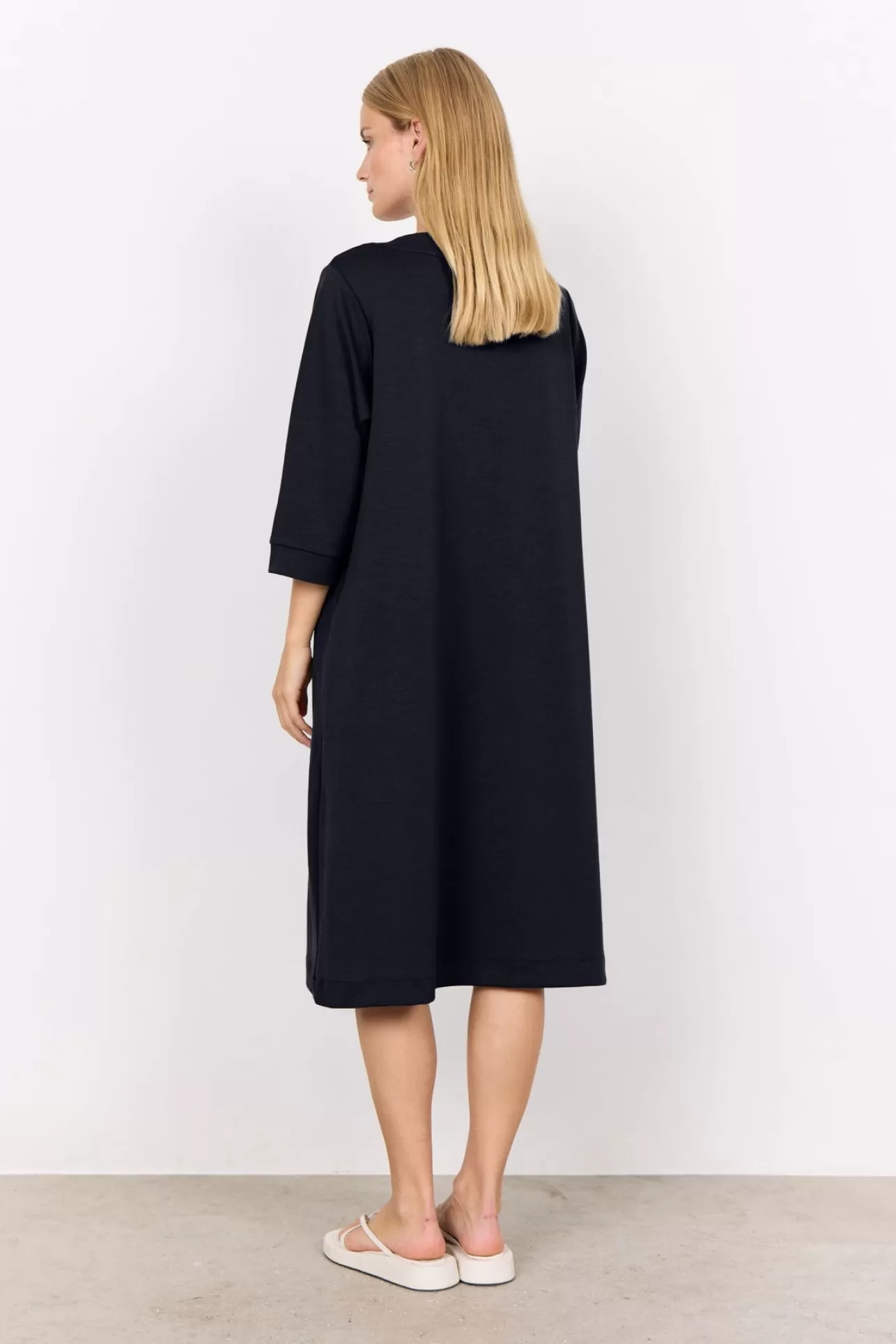 scbanu_197_klnning_svart_3-1.webp Soyaconcept SC-BANU 197 Klänning