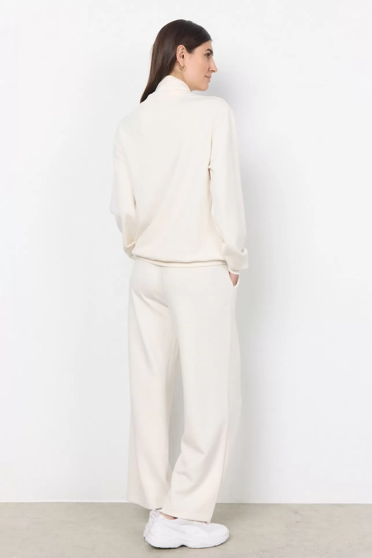 scbanu_33_byxor_cream_3-1.webp Soyaconcept SC-BANU 33 Byxor