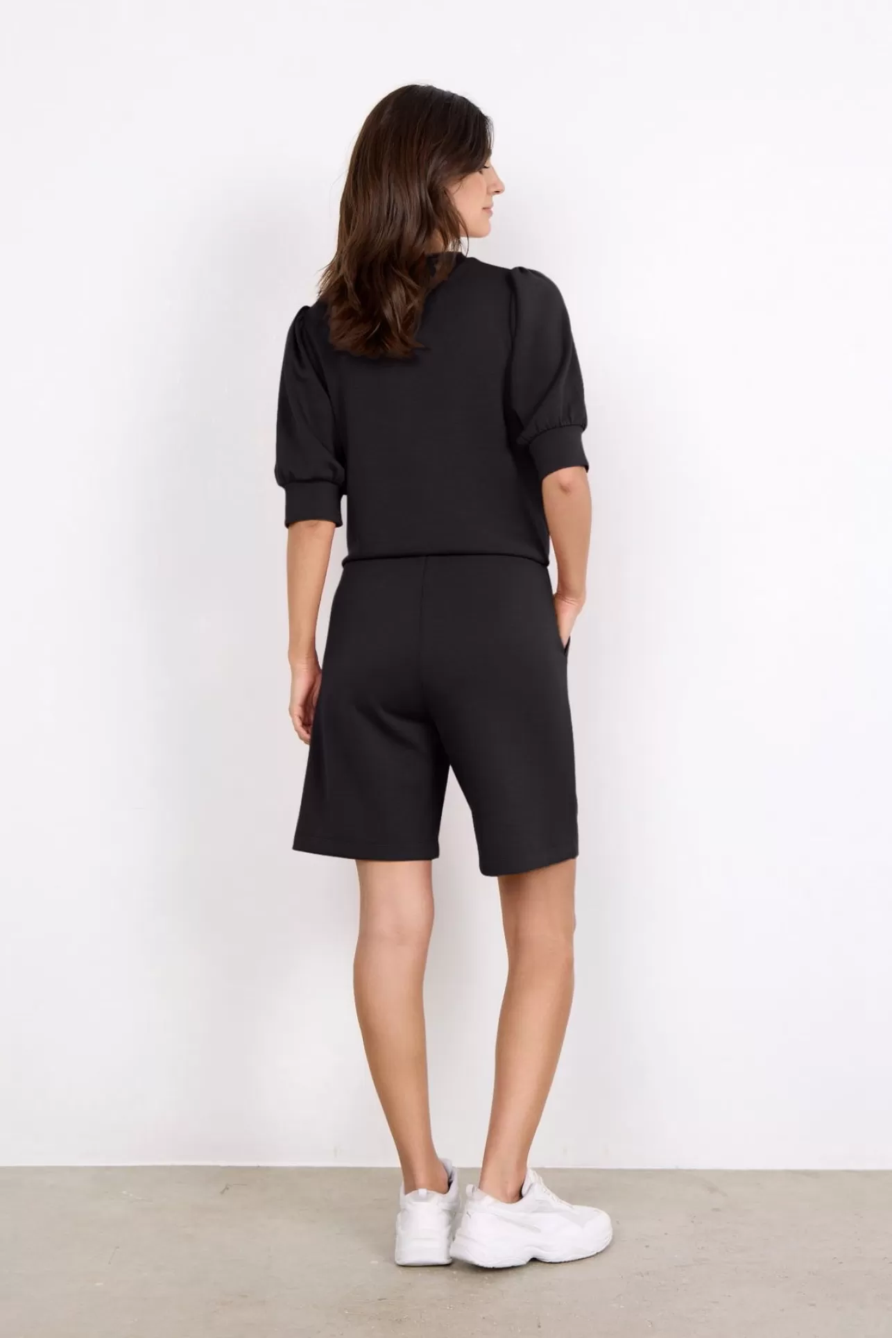 scbanu_83_blus_svart_3-4.webp Soyaconcept SC-BANU 83 Blus