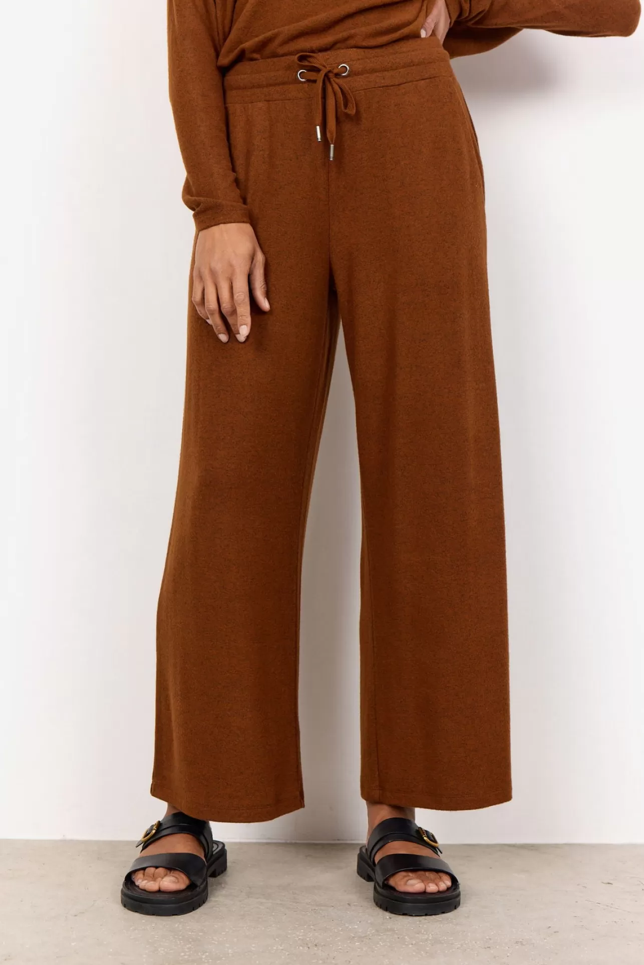 scbiara_74_byxor_brn_2-3.webp Soyaconcept SC-BIARA 74 Byxor