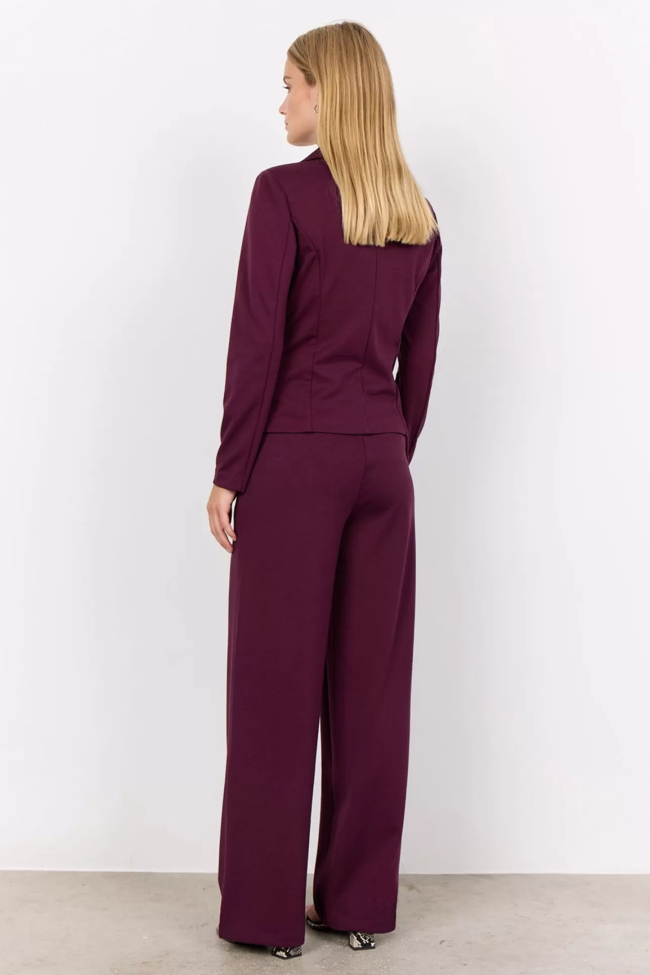 scdaniela_1_kavaj_bordeaux_3-1.webp Soyaconcept SC-DANIELA 1 Kavaj