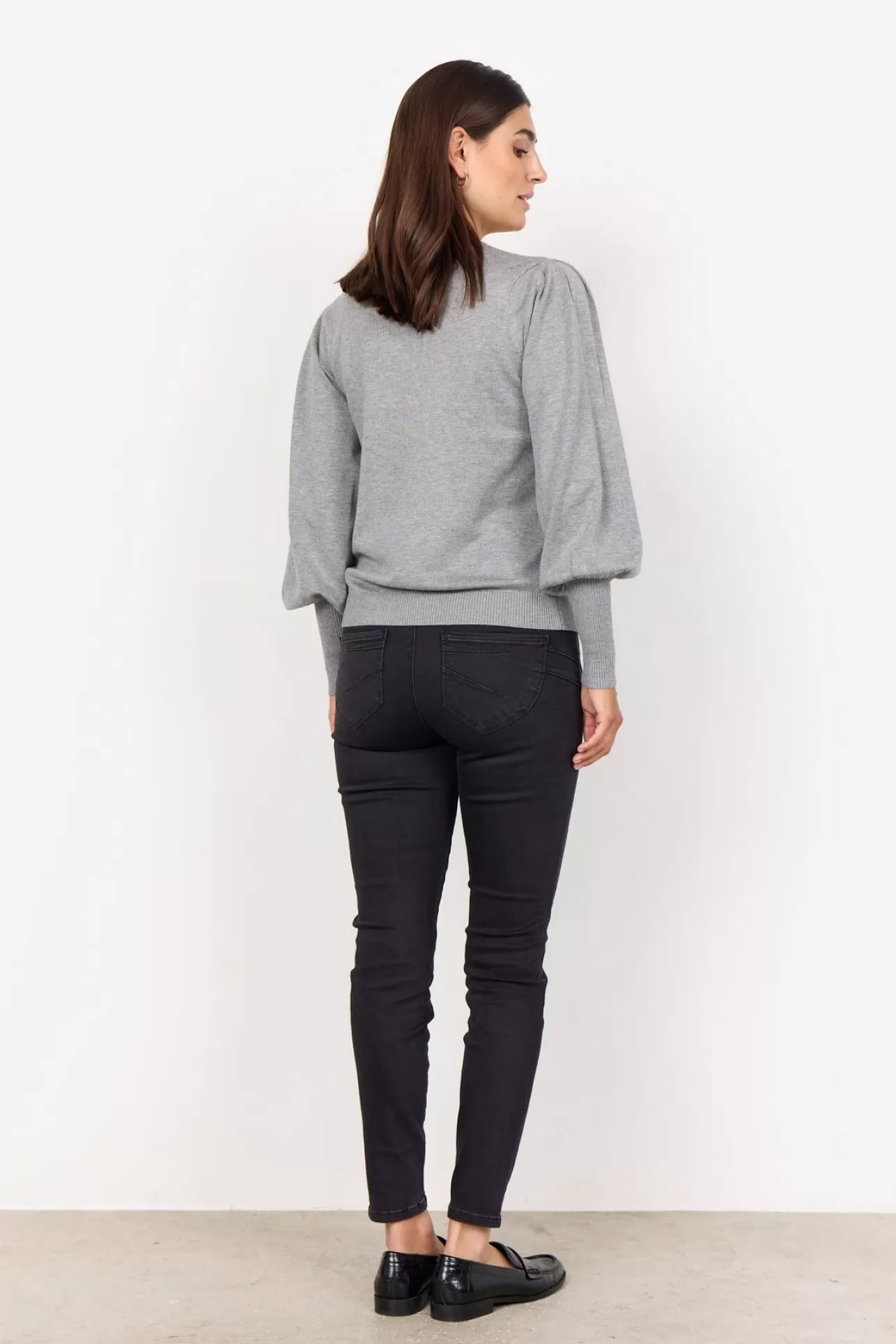 scdollie_666_pullover_ljusgrtt_3-1.webp Soyaconcept SC-DOLLIE 666 Pullover