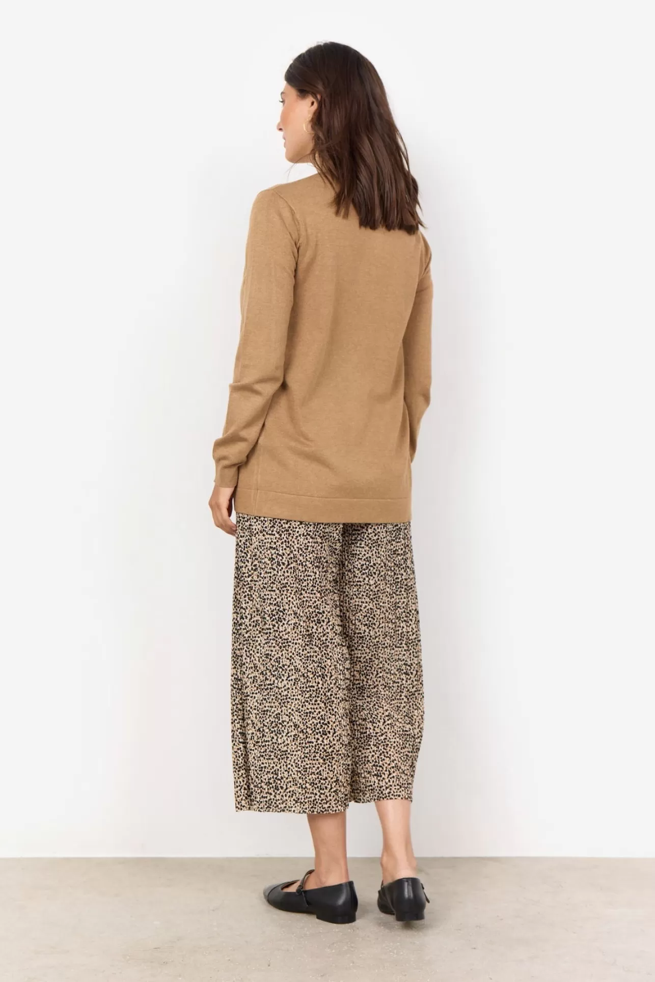 scdollie_759_cardigan_camel_3-1.webp Soyaconcept SC-DOLLIE 759 Cardigan