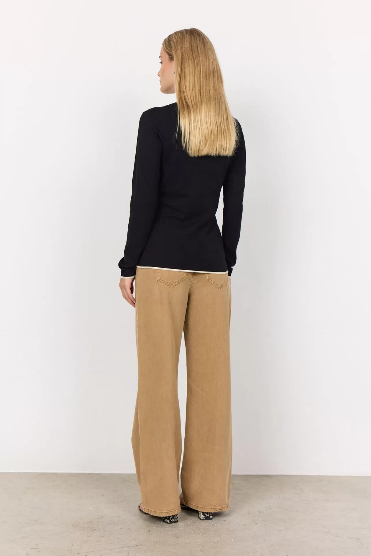 scdollie_767_pullover_svart_3-1.webp Soyaconcept SC-DOLLIE 767 Pullover