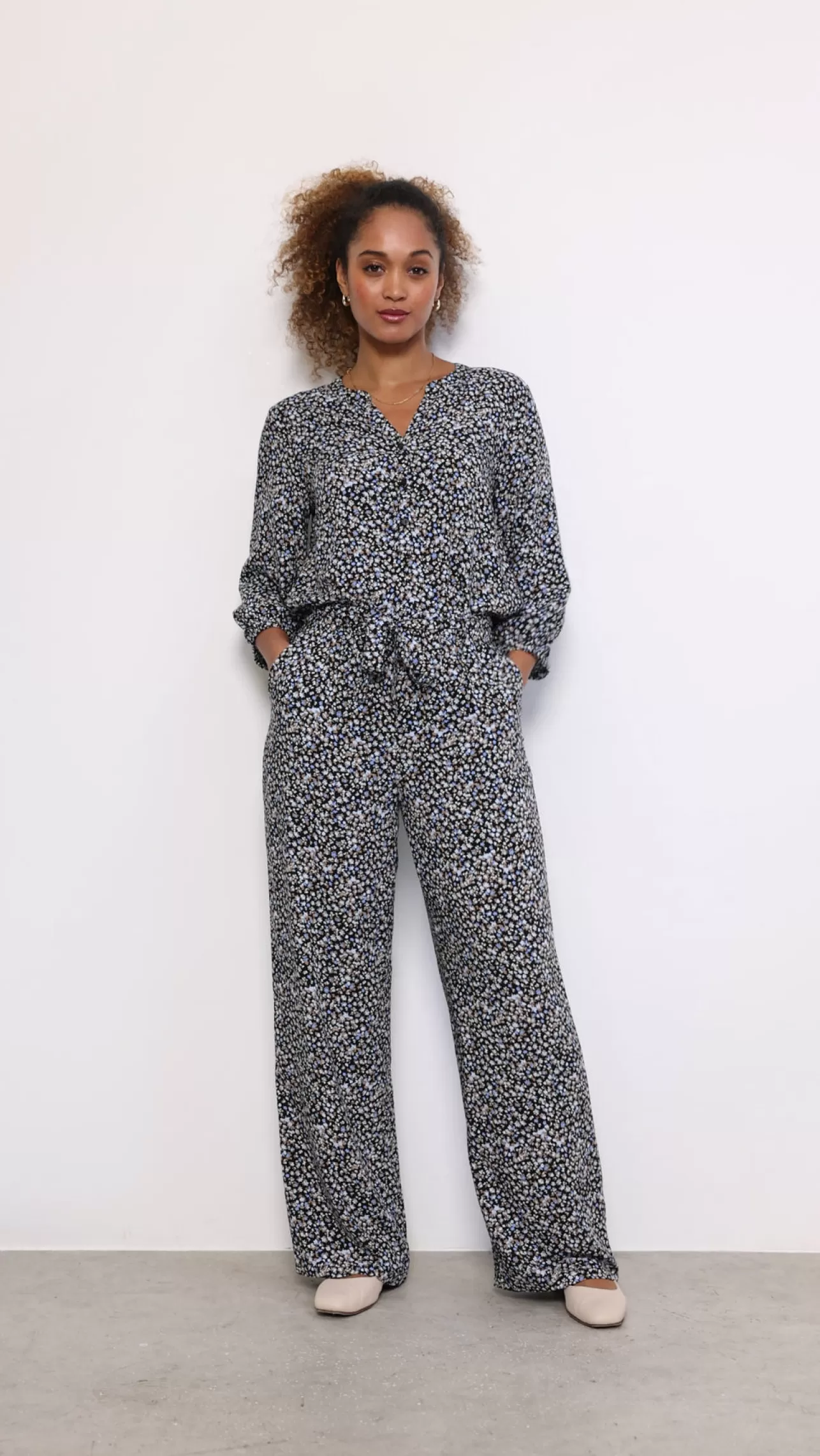 scfarah_2_blus_ljusbl_5-2.webp Soyaconcept SC-FARAH 2 Blus