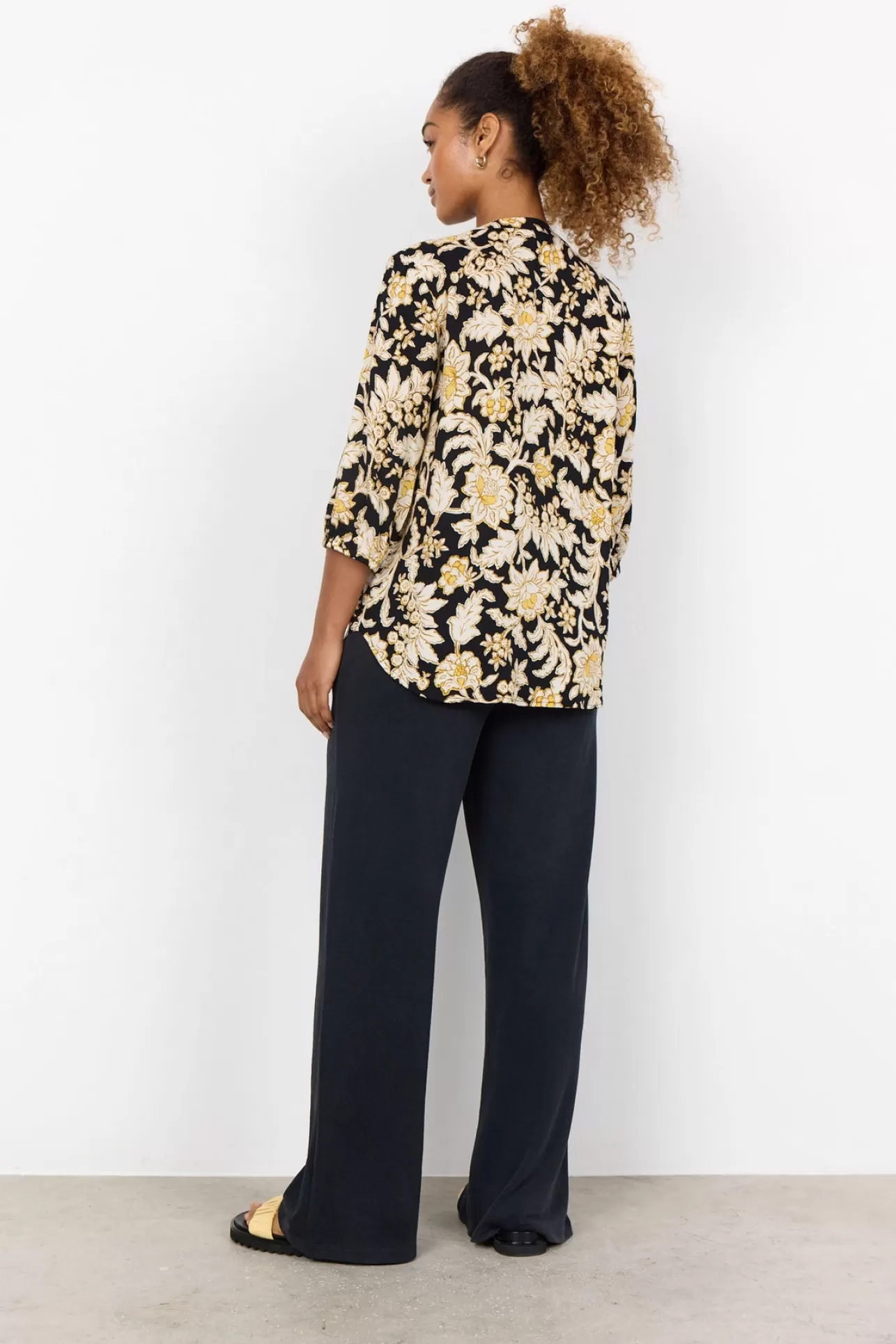 scfardosa_2_blus_gul_3-2.webp Soyaconcept SC-FARDOSA 2 Blus