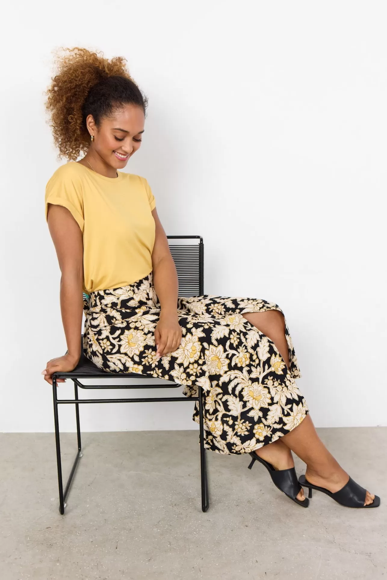 scfardosa_3_kjol_gul_4-1.webp Soyaconcept SC-FARDOSA 3 Kjol