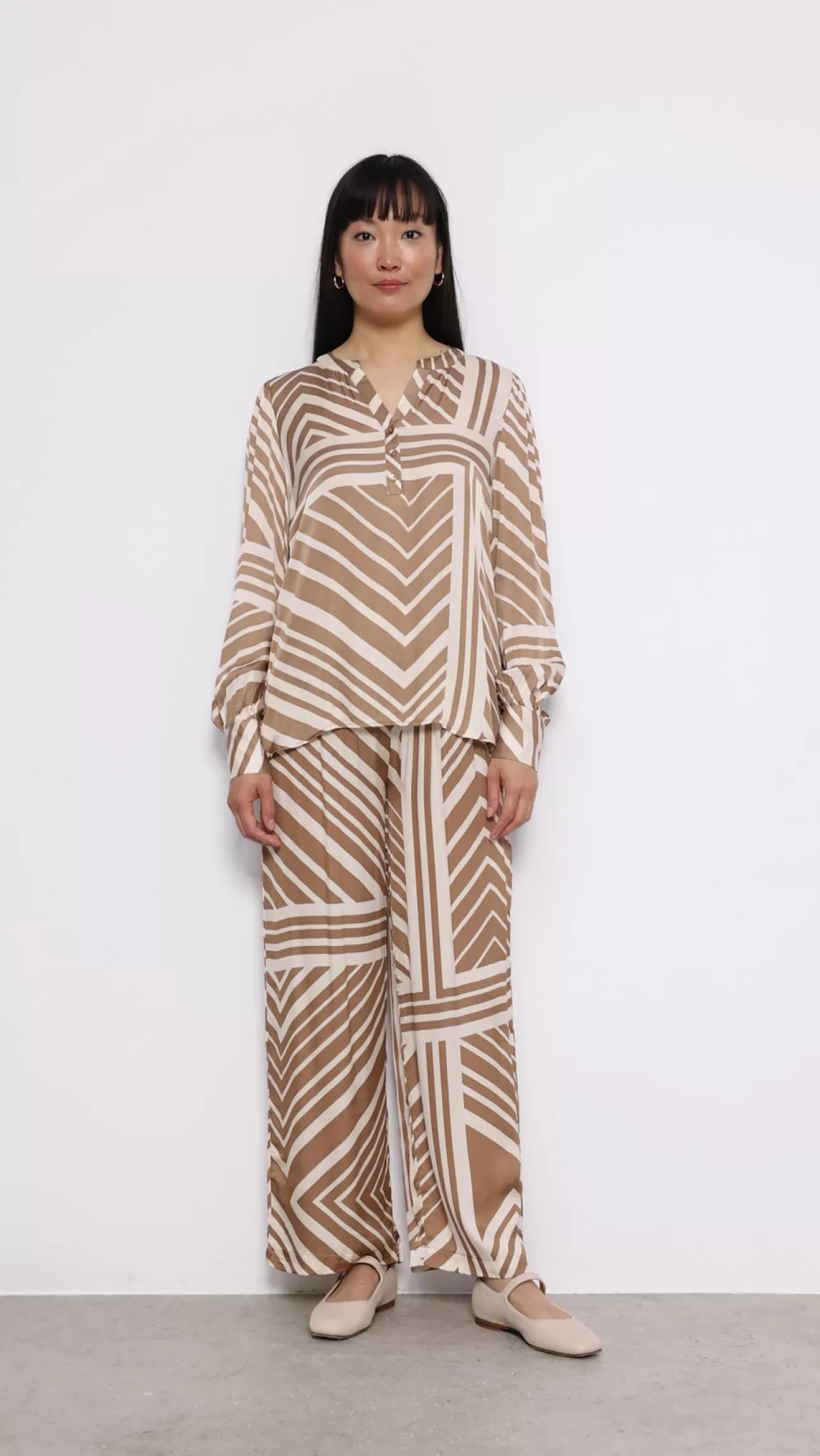 scfaro_2_blus_camel_4-2.webp Soyaconcept SC-FARO 2 Blus