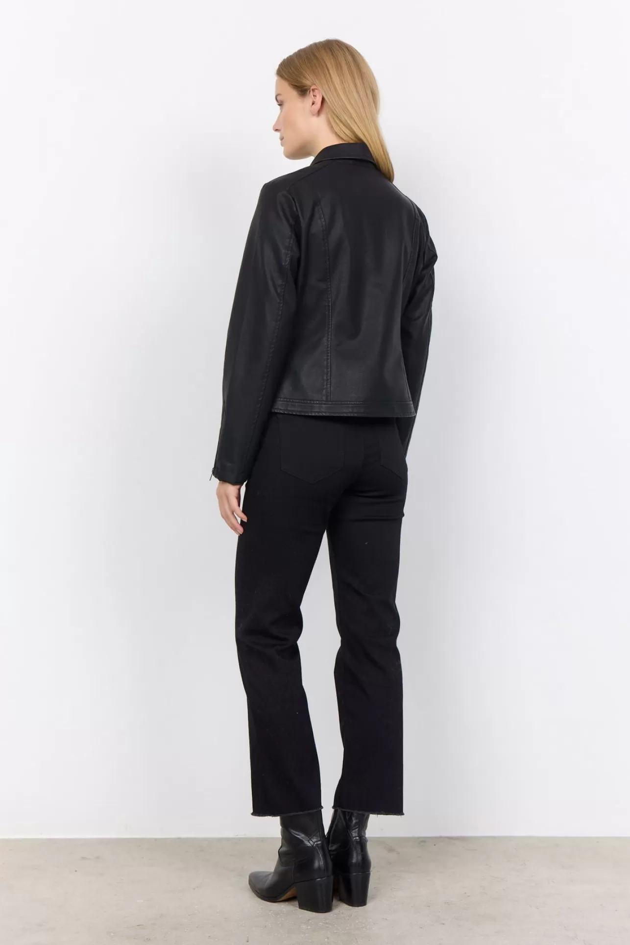 scgunilla_7_jacka_svart_3-1.webp Soyaconcept SC-GUNILLA 7 Jacka