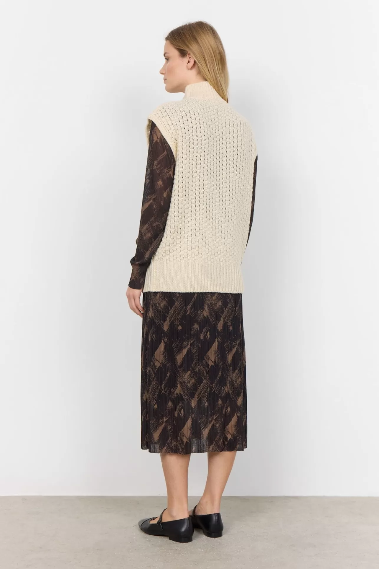 scibbe_1_vst_cream_3-1.webp Soyaconcept SC-IBBE 1 Väst