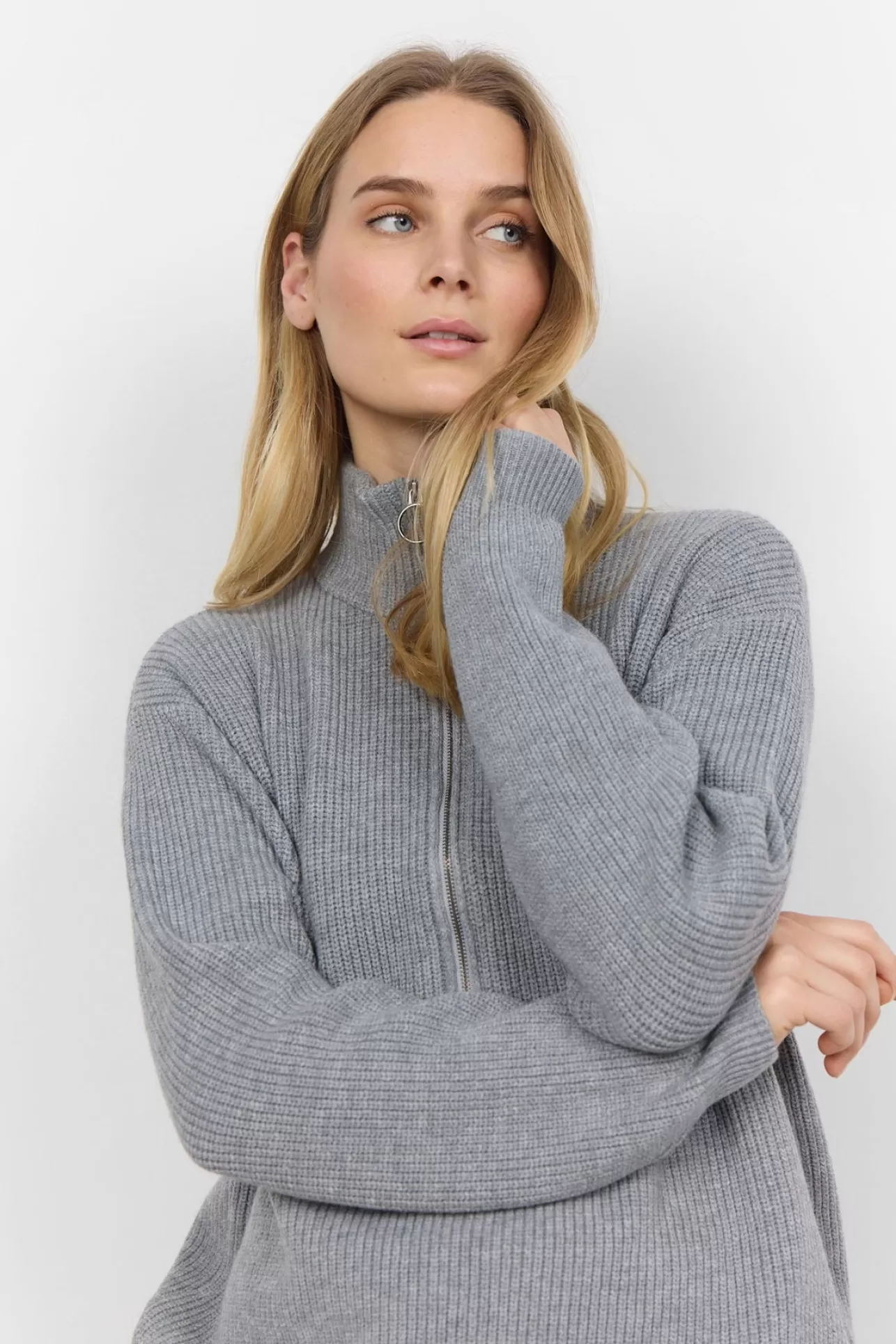 scilia_2_pullover_ljusgrtt_4-1.webp Soyaconcept SC-ILIA 2 Pullover