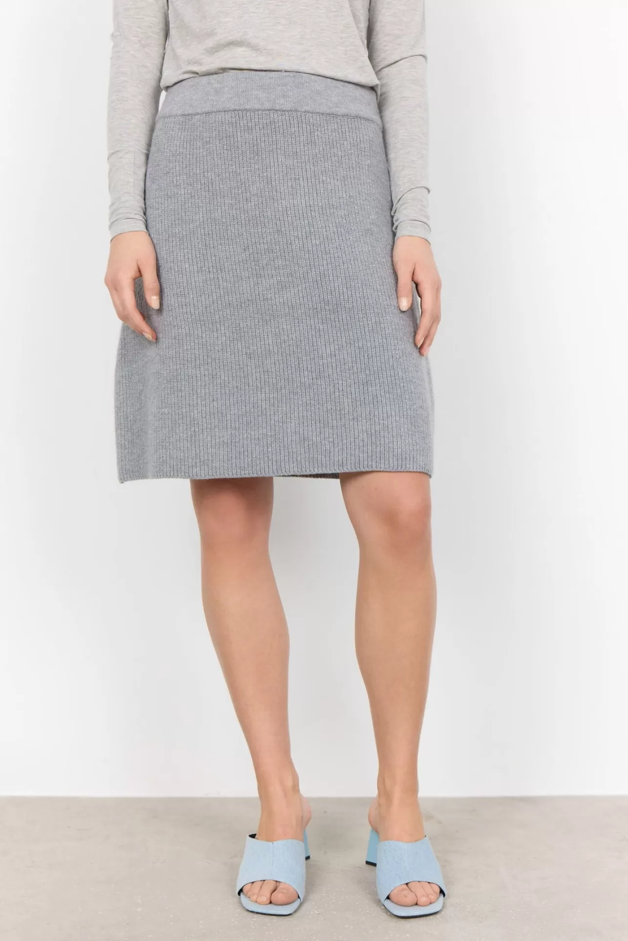 scilia_3_kjol_ljusgrtt_3-1.webp Soyaconcept SC-ILIA 3 Kjol