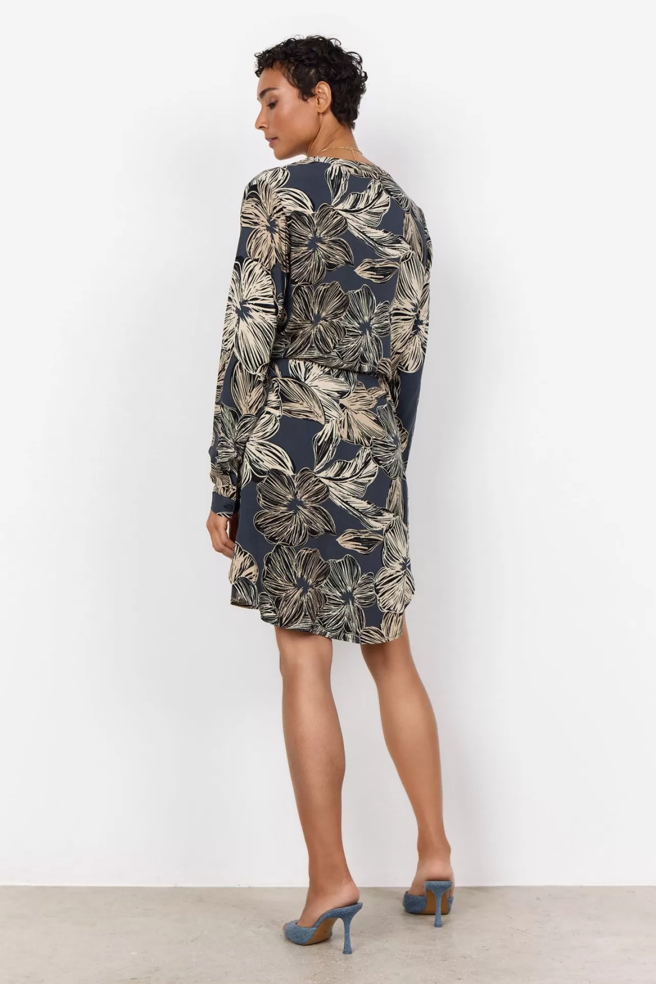 scilone_3_tunika_svart_3-1.webp Soyaconcept SC-ILONE 3 Tunika