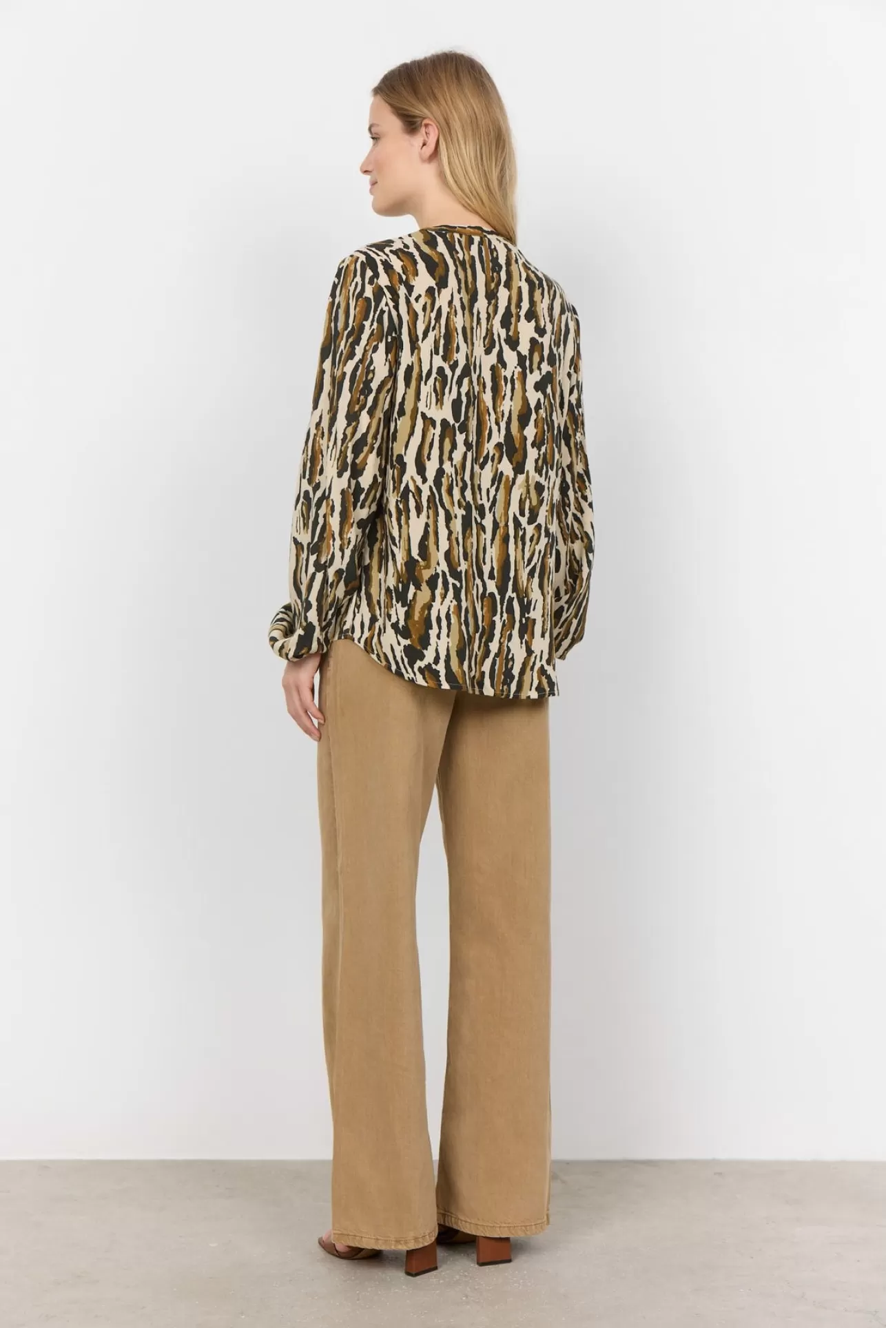 sciona_1_blus_oliv_3-2.webp Soyaconcept SC-IONA 1 Blus