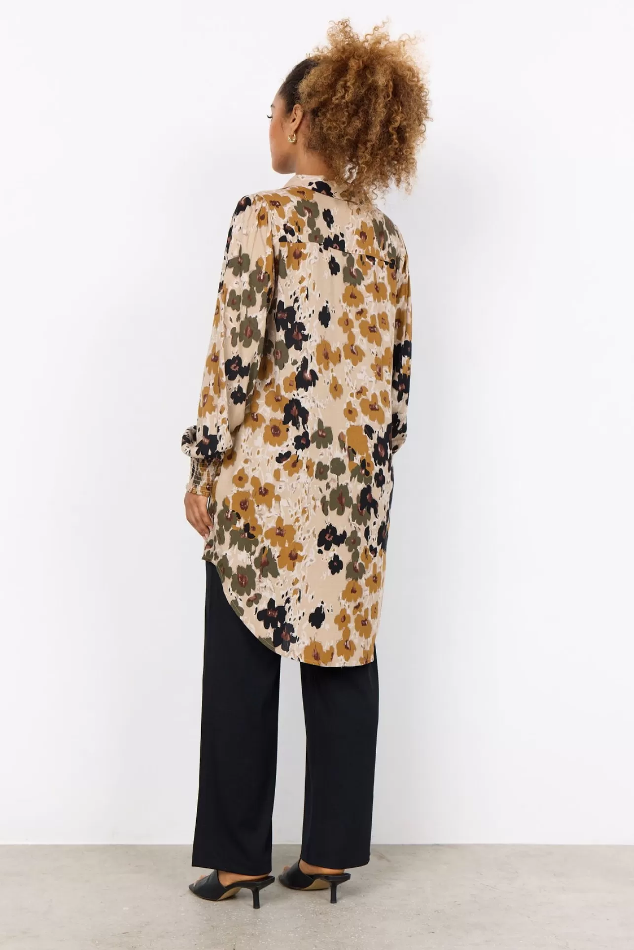 scirena_2_tunika_oliv_3-1.webp Soyaconcept SC-IRENA 2 Tunika