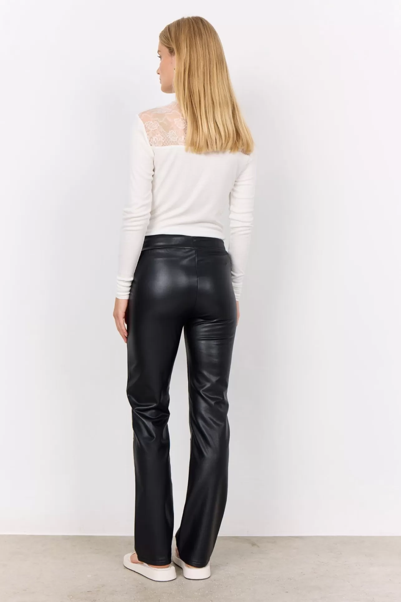 scryan_6_tshirt_off_white_3-1.webp Soyaconcept SC-RYAN 6 T-shirt