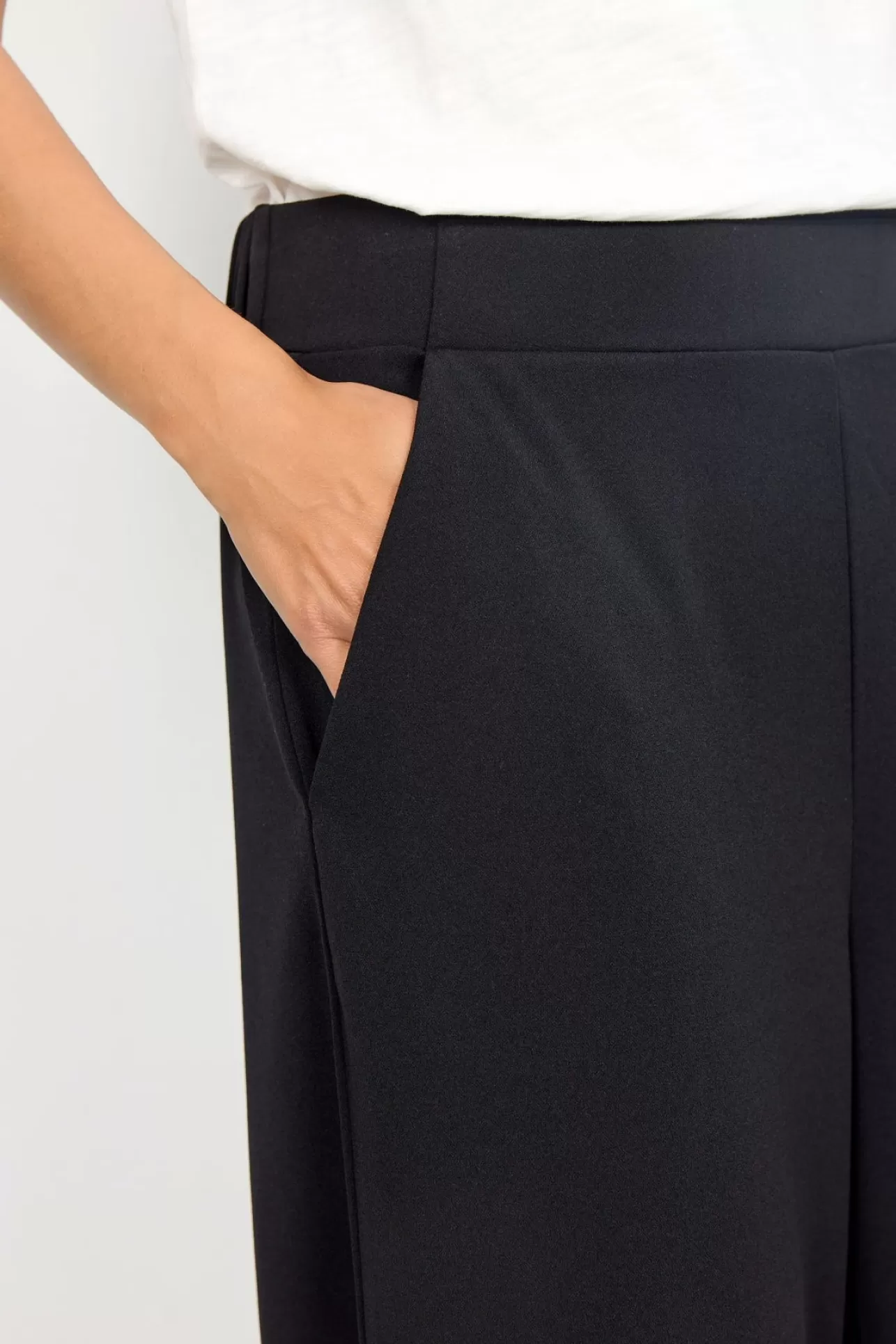 scsiham_36_byxor_svart_4-1.webp Soyaconcept SC-SIHAM 36 Byxor