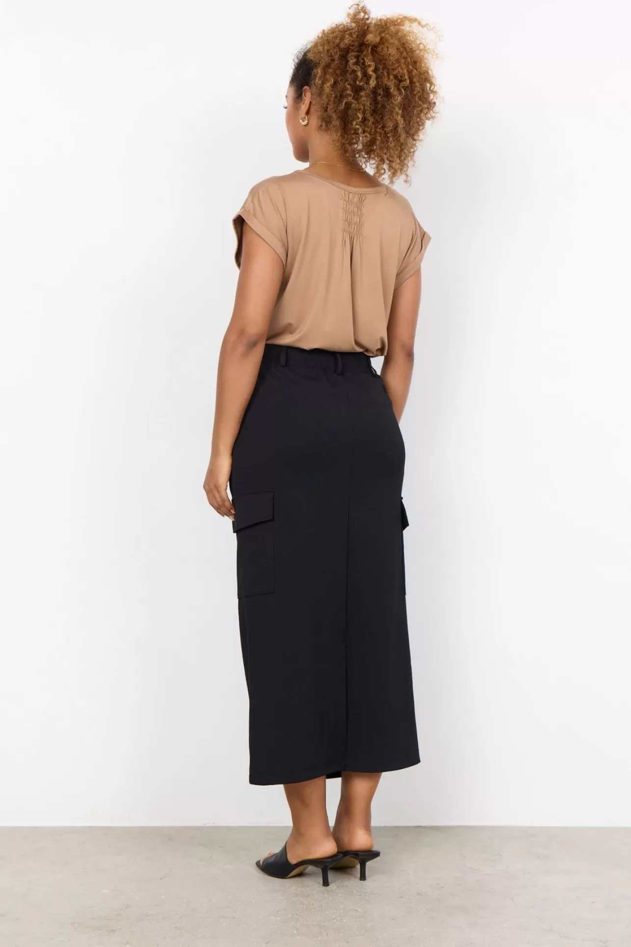 scsiham_75_kjol_svart_3-1.webp Soyaconcept SC-SIHAM 75 Kjol